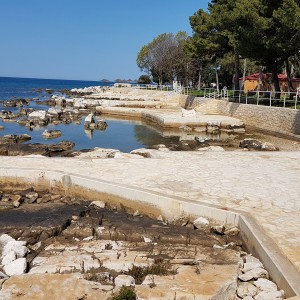 Public beach beneath the Valamar Zagreb Hotel