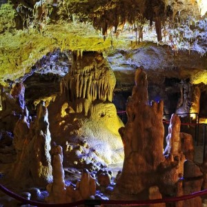 Пещера Фештинско кралевство