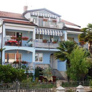 Villa Tina (Croatian)