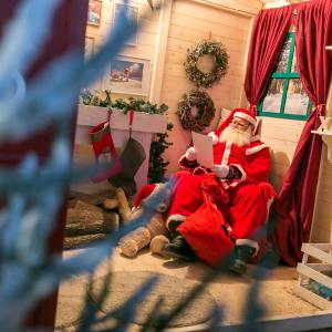 Advent Poreč: Photo with Santa Claus - 70 years of Valamar Riviera