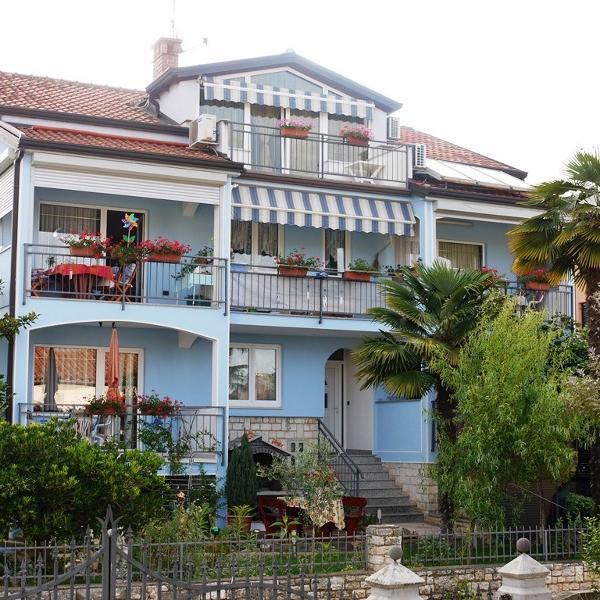 Villa Tina (Croatian)