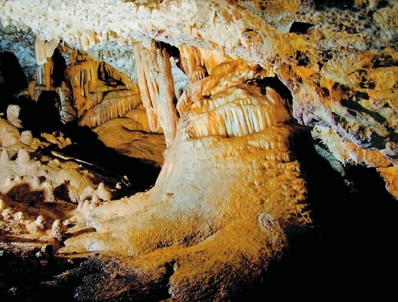 Mramornica Cave