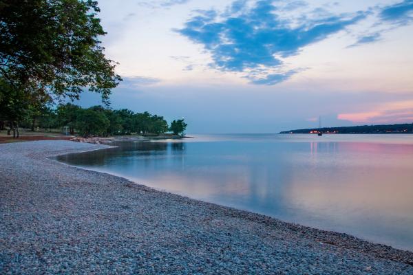 Town beach in Červar Porat