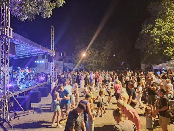 Praznovanje godu sv. Ane v Červar Portu